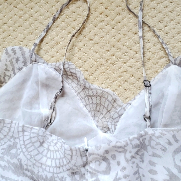 Kirra Bohemian Style Spaghetti Straps Top, size M, White/Gray Sparkly - Picture 11 of 16